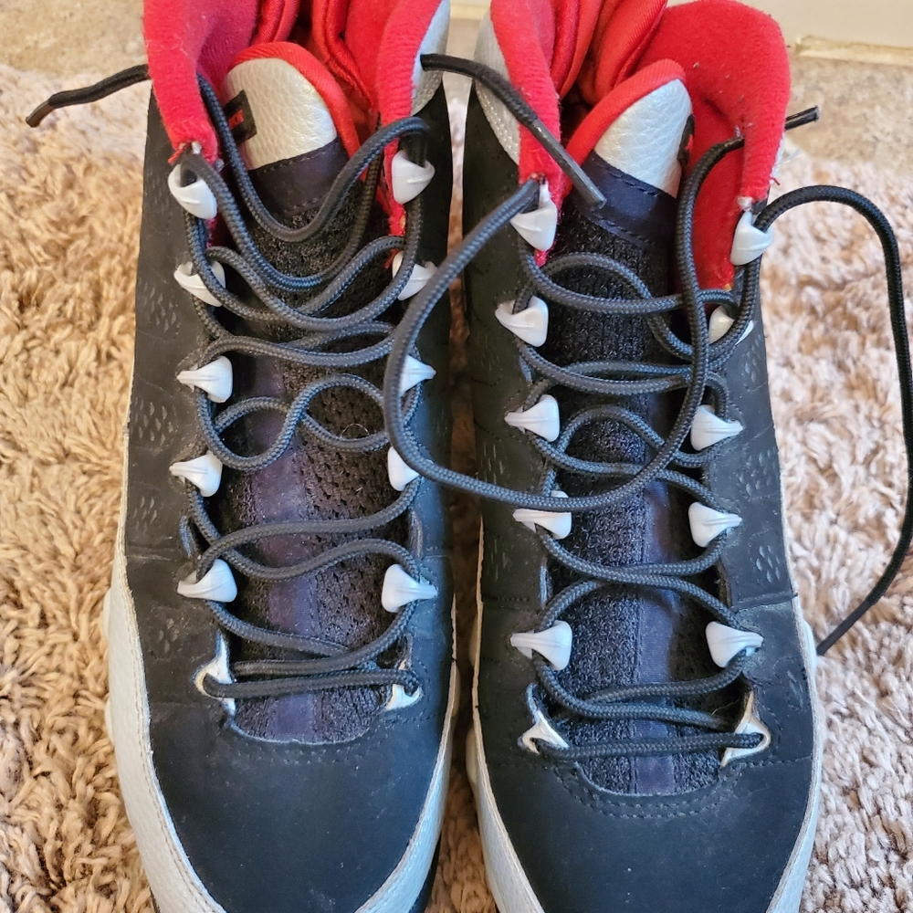 Air Jordan's Retros 9 Johnny Kilroy edition